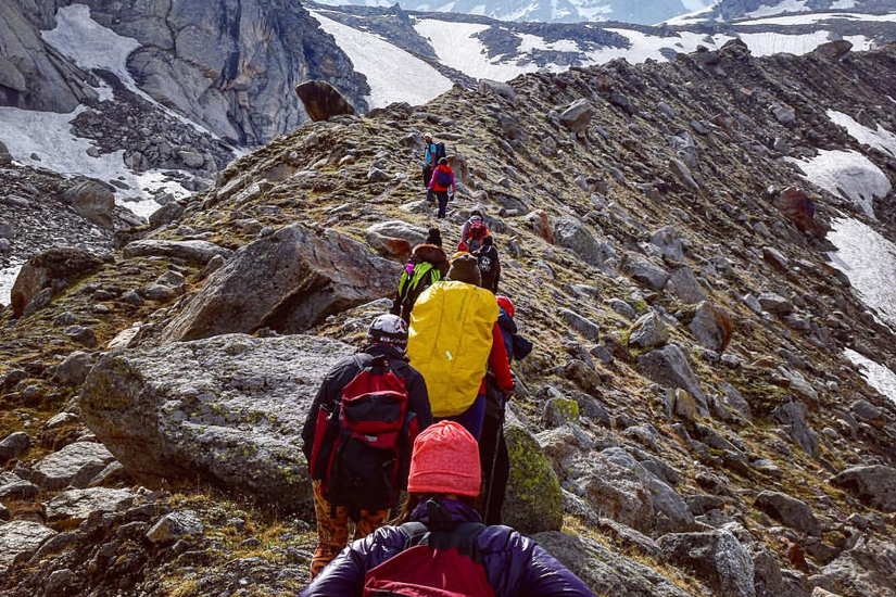 hampta pass trek