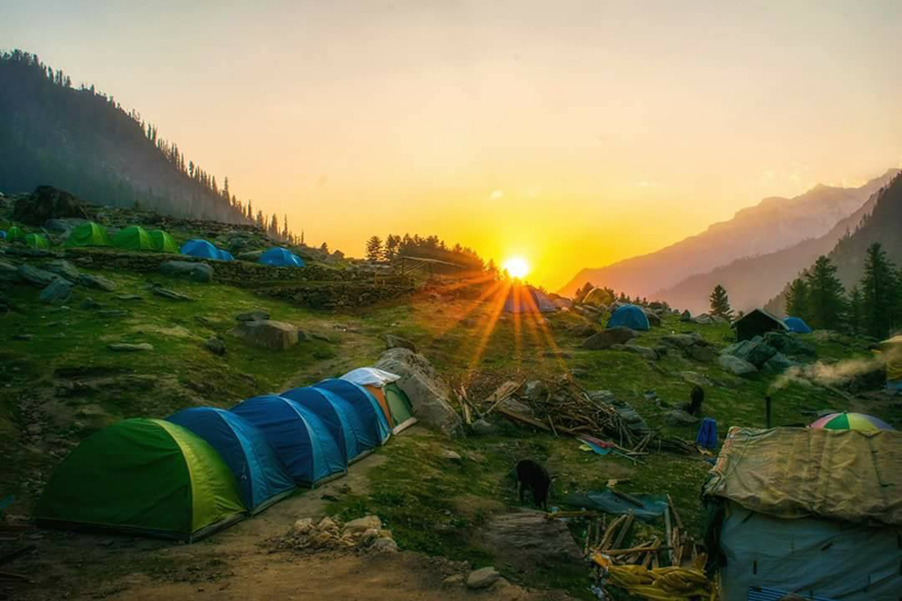 kheerganga trekking