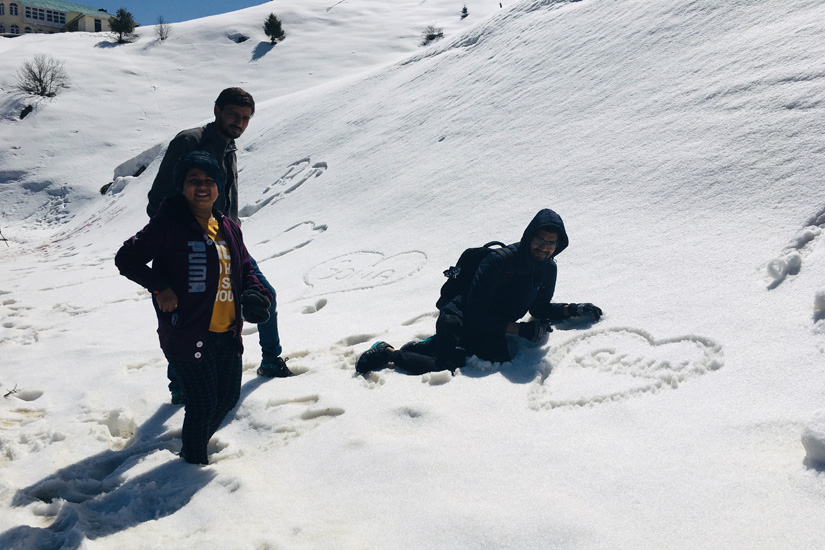 prashar lake snow trek